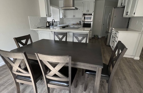 Modesto House | Newly Remodeled 4 bedroom Home 10 minutes away from local hospitals and shopping