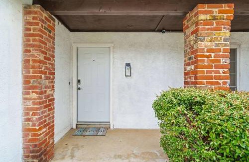Southridge House | Newly remodeled 4 Bedroom 3 full bath