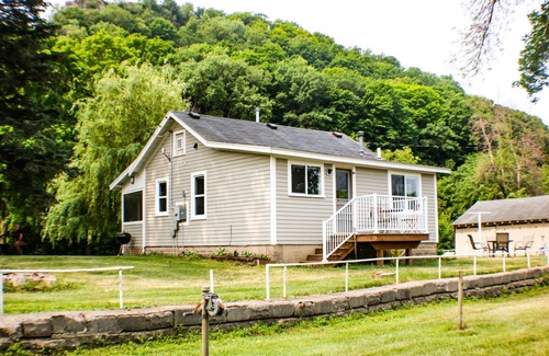 Red Wing Cabin | Newly remodeled cabin w/great fishing, close to trails, relaxing!