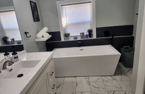 Belle Fourche House | Newly remodeled downstairs getaway located in the Center of the Nation!