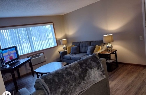 Laurel Apartment | Newly Remodeled Fully Furnished Apartment Laurel