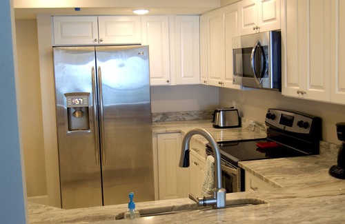 Sand Key Condo | Newly Remodeled & Furnished Luxurious Beachfront Condo