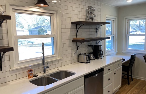 Rochester House | Newly Remodeled Home 1 mile from Mayo Clinic