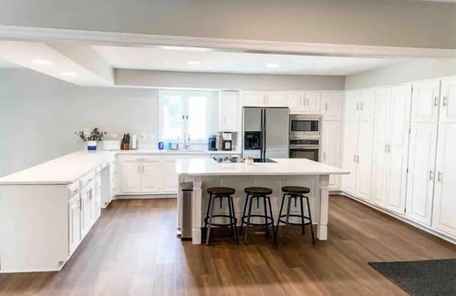 Johnsburg House | Newly Remodeled in Pistakee Bay on the Chain O' Lakes