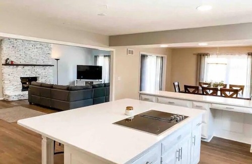 Johnsburg House | Newly Remodeled in Pistakee Bay on the Chain O' Lakes