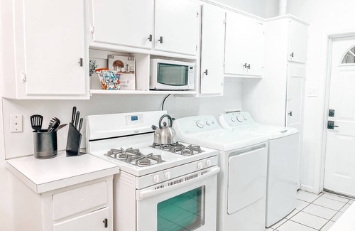 Fort Smith House | Newly Remodeled - King Bed in Central Fort Smith