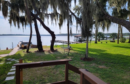 Highland Cottage | Newly Remodeled-Lake Front Oasis. Amazing Sunsets-12 min from Sebring Raceway