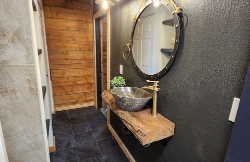 Westcliffe Cabin | Newly remodeled log cabin10 minutes from downtown Westcliffe. Pet Friendly!