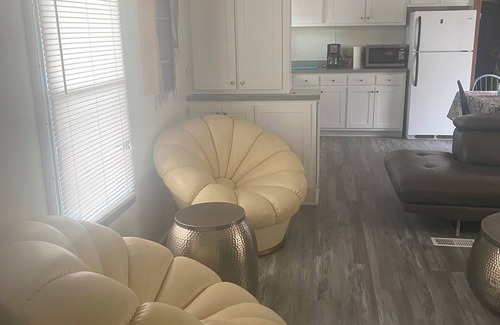 Kimberling City House | Newly remodeled mobile home within walking distance of Table Rock Lake.