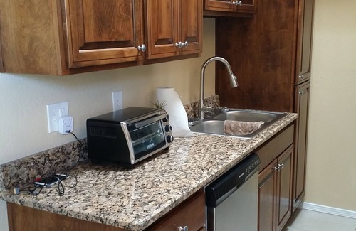 Biggs Field House | Newly remodeled, newly furnished, smart home