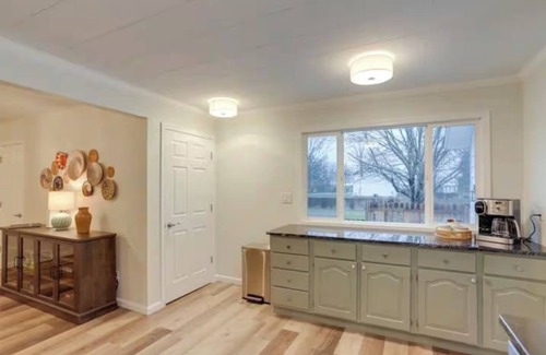 Huron House | Newly remodeled! Pool/Game Room/WiFi/Trailer Parking, Close to area attractions!