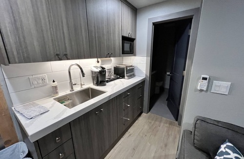 Miramonte Cabin | Newly remodeled ranch bunkhouse, just 35 min from Kings Canyon