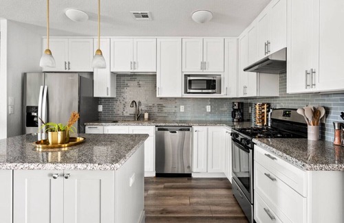 Scottsdale Estates Ten House | Newly Remodeled Retreat w/Heated Pool & Hot Tub!