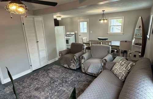 Fairport Harbor House | Newly Remodeled 2-Bedroom Unit in Fairport Harbor