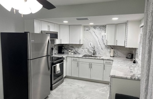 New Port Richey House | Newly Remodeled Modern Home