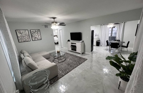 New Port Richey House | Newly Remodeled Modern Home