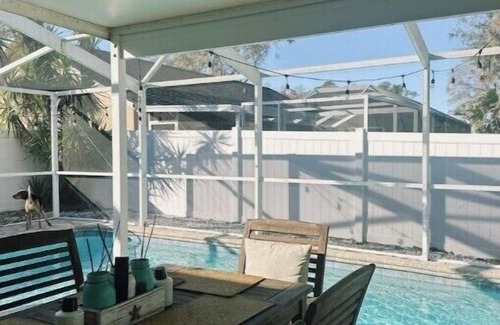 New Port Richey House | Newly remodeled beach themed home 3BR 2 BA