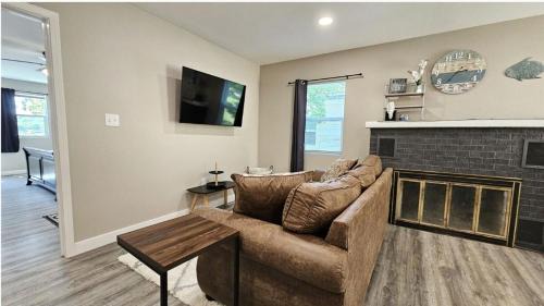 Rocky Mount House | Newly remodeled waterfront home