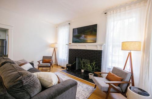Gainesville House | Newly Reno'd Historic Mansion 1 Mile to UF & DT
