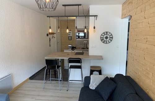 Correncon-en-Vercors Apartment | Newly renovated and well-equipped 3-room apartment at the foot of the slopes