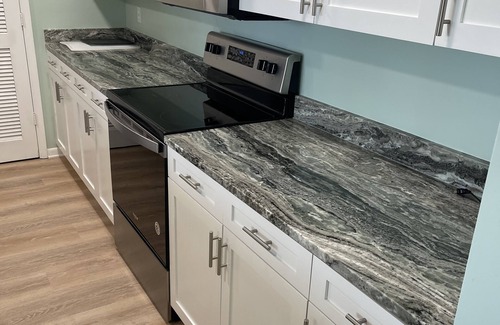 Long Beach Condo | NEWLY RENOVATED IN 2021 2 BEDROOM BEACHFRONT CONDO