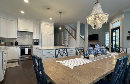 Saint Simons Island House | Newly Renovated for 2025! Wonderful Escape, Private Pool!, Pet Friendly! Close to Everything!