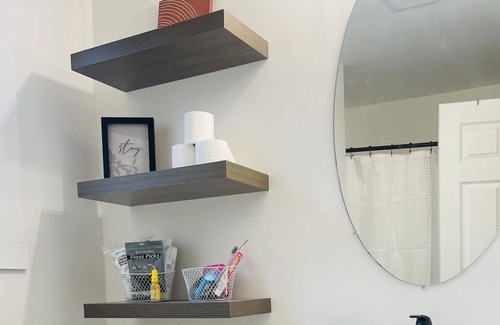 Morrell Park House | Newly renovated 1B/1Ba, super close to downtown Baltimore!