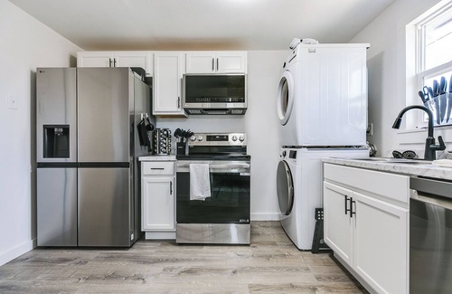 San Angelo House | Newly renovated 2-bedroom, 1-bath guesthouse in the heart of San Angelo!