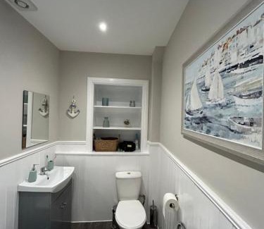 Peterhead Apartment | Newly renovated 2-Bed Apartment in Peterhead
