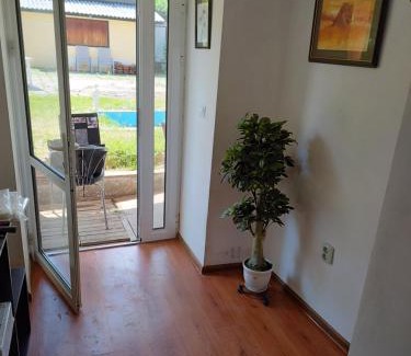 Tankovo Apartment | Newly renovated 2 Bed ground floor flat in Haskovo
