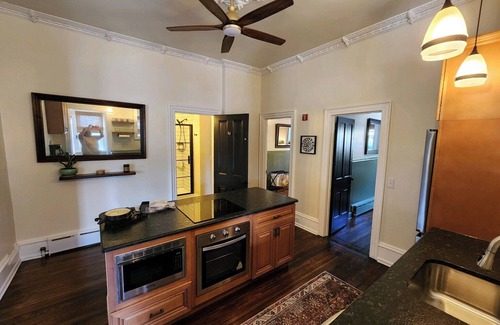 Newark Apartment | Newly renovated 2 bedroom apartment located on University of Delaware’s campus