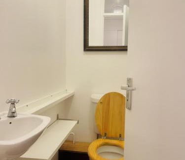 Islington Apartment | Newly Renovated 2BR Apartment in the heart of London