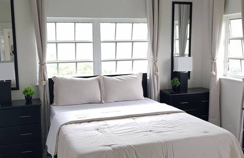 Freeport Apartment | Newly Renovated 2BR: Modern Luxury Near the Beach