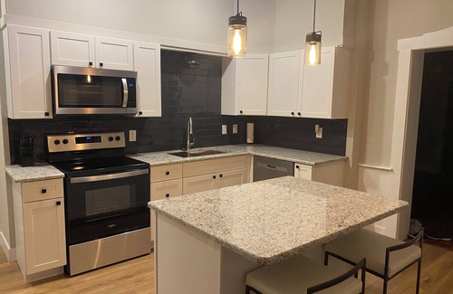Quincy House | Newly renovated 4 bedroom house in the heart of Quincy