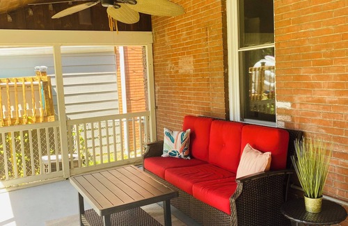 Quincy House | Newly renovated 4 bedroom house in the heart of Quincy