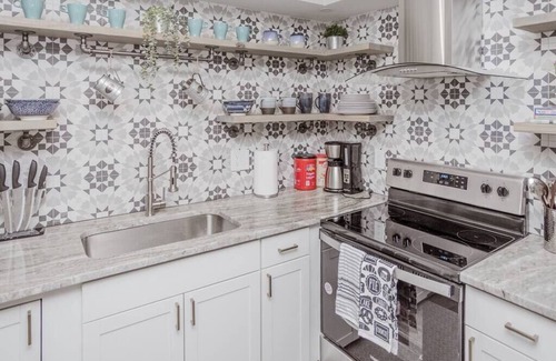 Columbus Apartment | Newly Renovated(7E) OSU/ExpoCenter ❤NearEVERYTHING