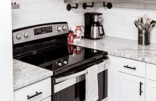 University District Apartment | Newly Renovated (9A) OSU/Central ❤NearEVERYTHING