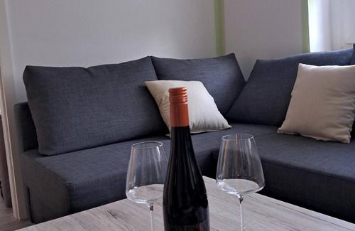 Serkowitz Apartment | Newly renovated apartment Misena