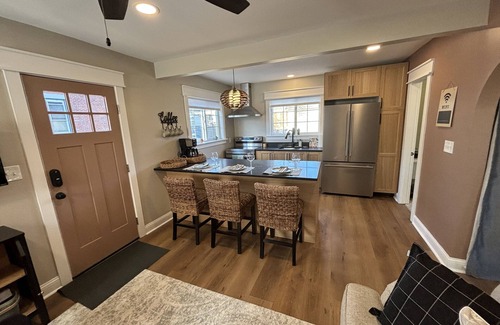 Ludlow Apartment | Newly Renovated Apartment - Minutes from Downtown