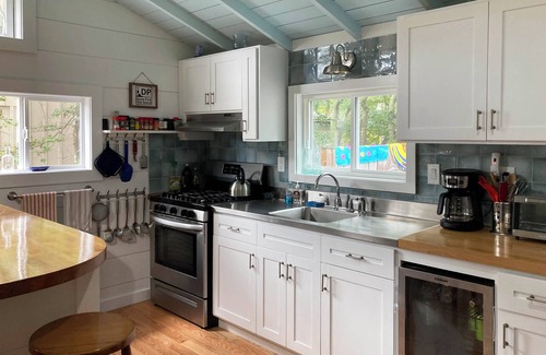 Davis Park House | NEWLY RENOVATED BEACH HOUSE PERFECT FOR FAMILIESnWEEK OF JULY 4TH AVAILABLE