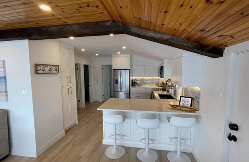 Victoria Road House | Newly renovated boathouse with beautiful views of sunrise on Balsam Lake