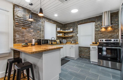 Downtown El Paso House | Newly renovated bungalow near downtown El Paso