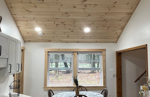 Inlet House | Newly Renovated Cabin , 0.1 Mi to Inlet Center