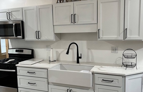 Inlet House | Newly Renovated Cabin , 0.1 Mi to Inlet Center