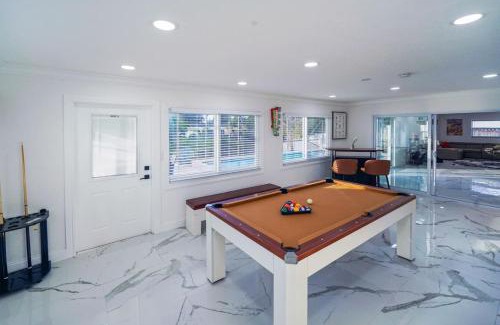 Survey Creek House | Newly Renovated Coconut Creek Home with Pool and Billiards