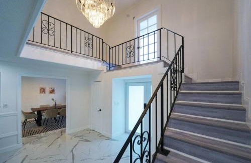 Survey Creek House | Newly Renovated Coconut Creek Home with Pool and Billiards