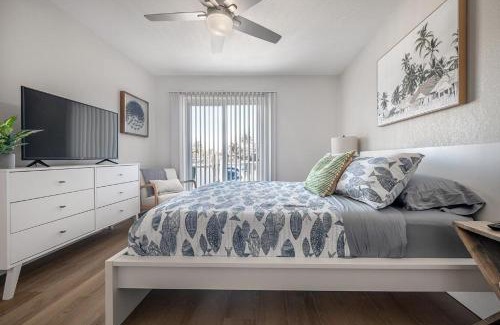 Apollo Beach House | Newly Renovated Condo in Apollo Beach