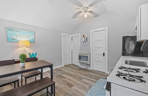 Alton Cottage | Newly Renovated Cottage on Main Street Alton Bay #5