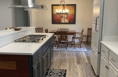 Pope House | Newly Renovated, Cozy 3 Bedroom Home - 5 minutes from Enid Lake