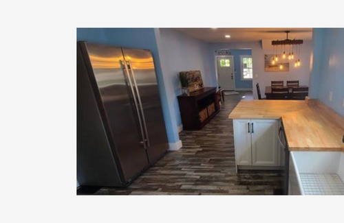 Culver House | Newly Renovated Culver Home - 1 Block from Downtown
